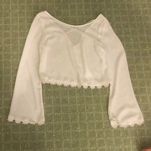 White bell sleeve flower shirt